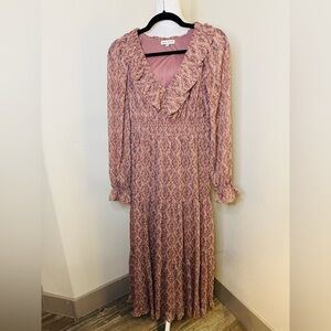 Moon River Long Sleeve Pink Patterned Dress